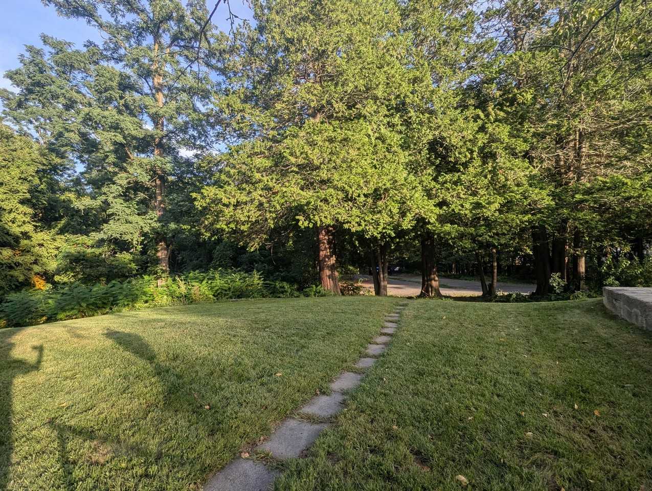 72 Landmark Hill Dr #B - Photo 4 of 18