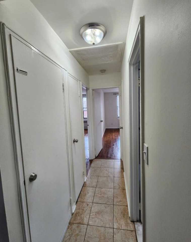 1366 E 100th St #11236 - Photo 6 of 9