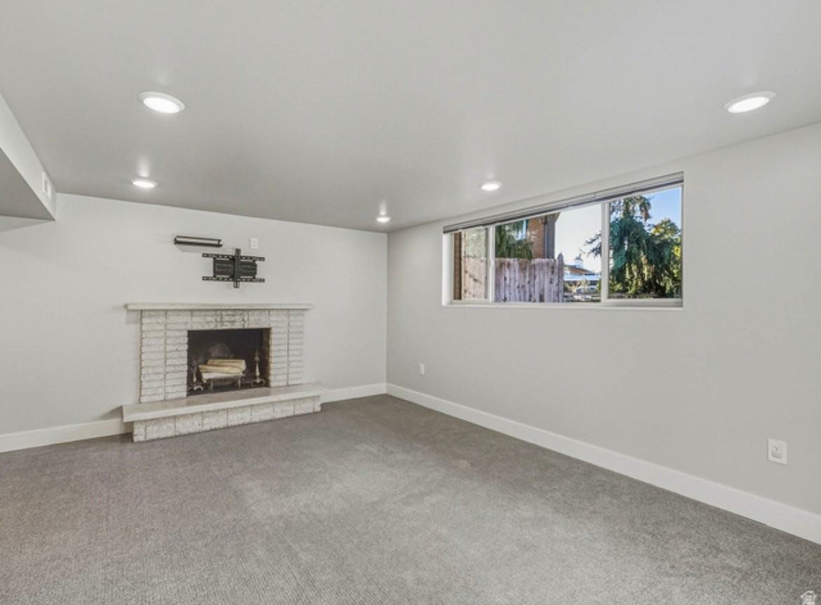 2036 E Highland View Cir - Photo 5 of 19