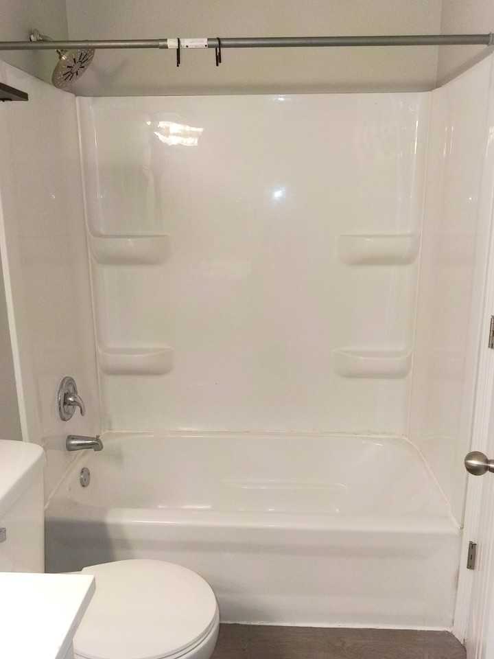 170 Bridlewood Dr - Photo 3 of 14