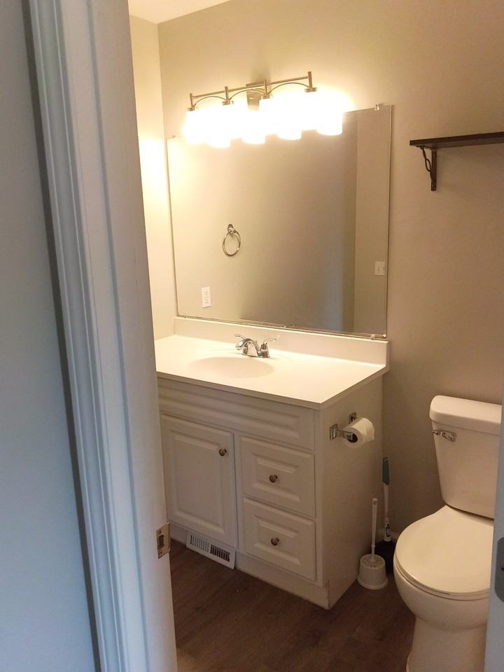 170 Bridlewood Dr - Photo 6 of 14