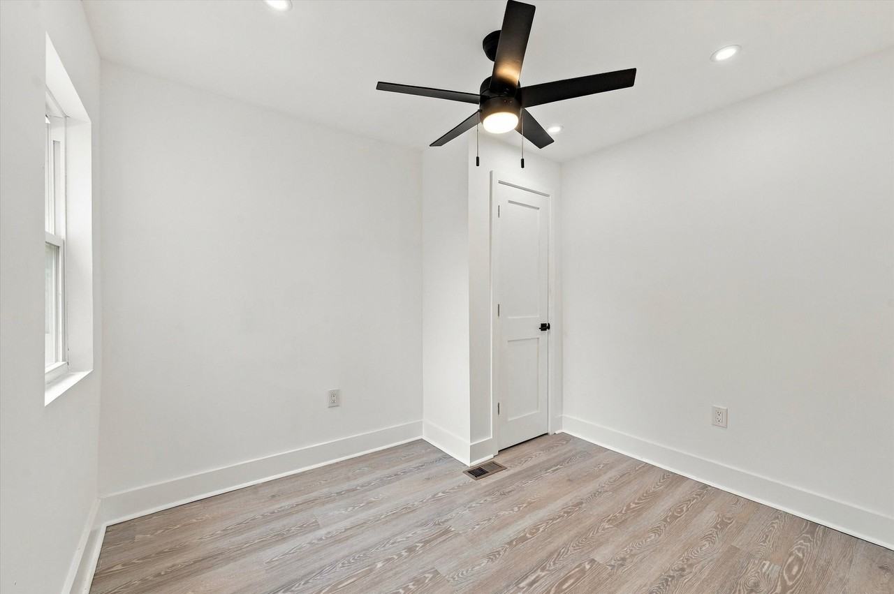 1224 N Saint Bernard St - Photo 6 of 13