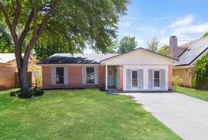 featured image of 2211 W Oakdale Rd