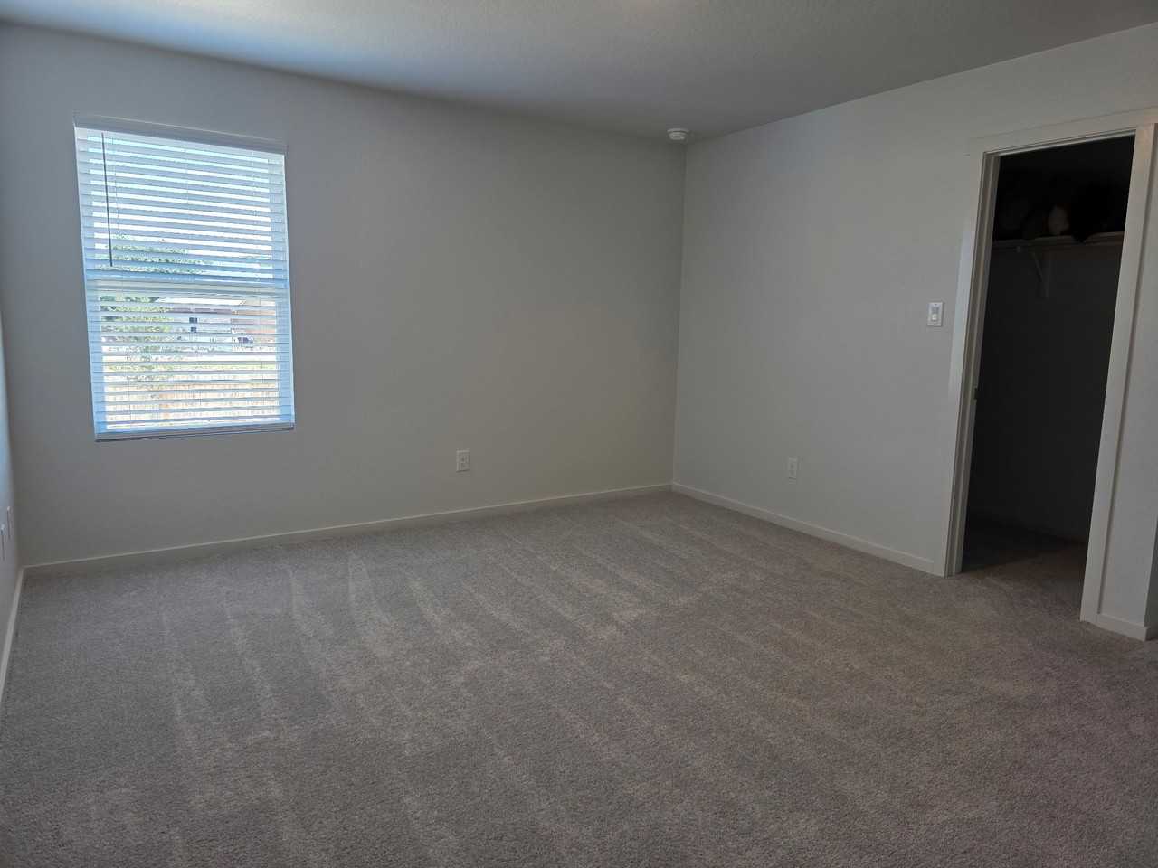 3312 Glacier Blf - Photo 2 of 9