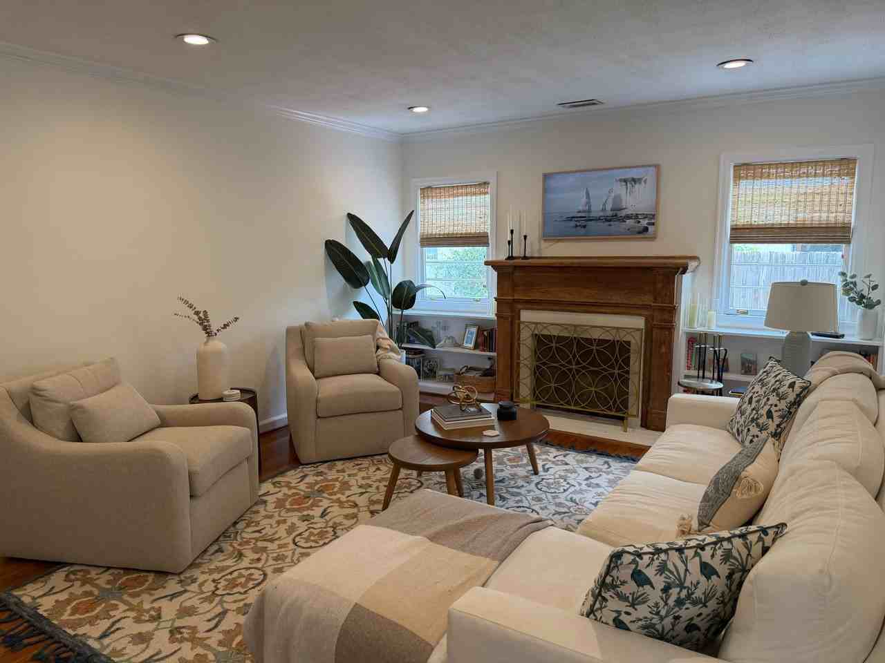 112 S Woodlynne Ave - Photo 2 of 10