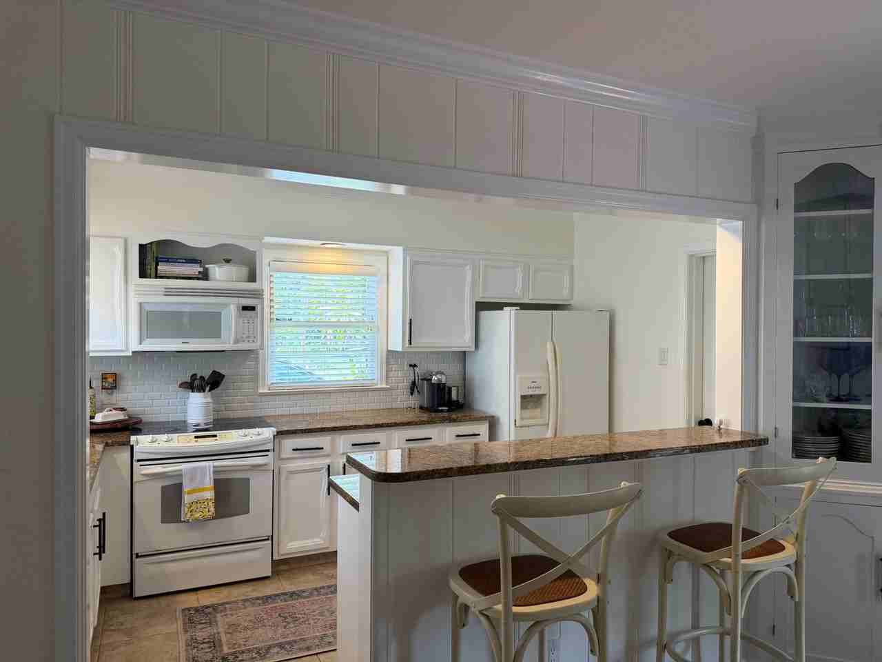 112 S Woodlynne Ave - Photo 4 of 10