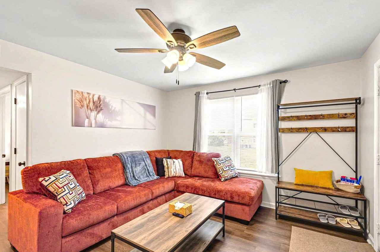 253 White Oak Rd #B - Photo 2 of 24