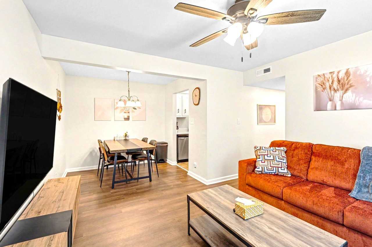253 White Oak Rd #B - Photo 5 of 24