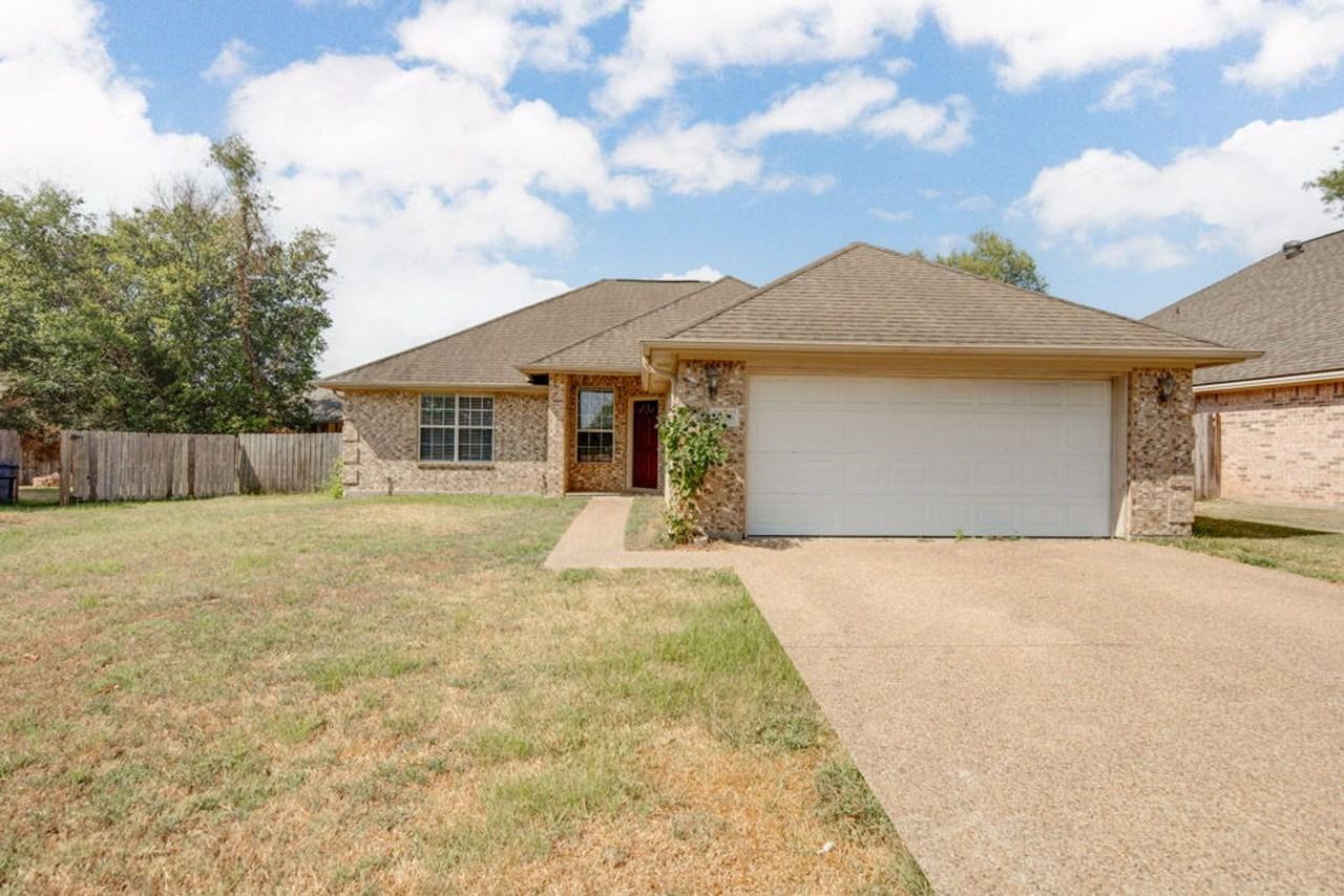3526 Farah Dr - Photo 2 of 24