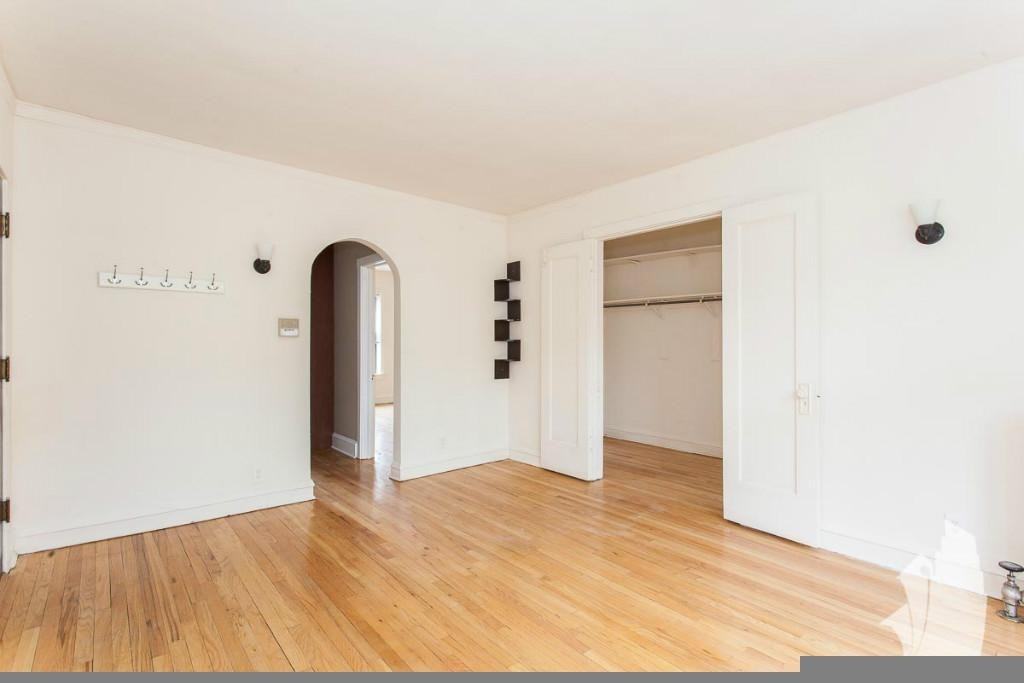 2100 West Ainslie Street #2102-E2 - Photo 4 of 9