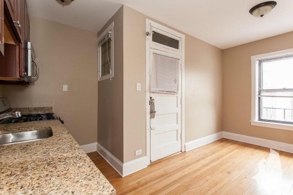 2100 West Ainslie Street #2102-E2 - Photo 7 of 9