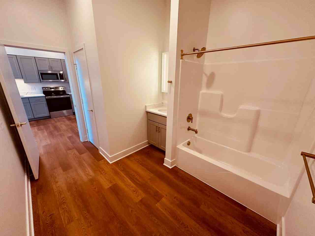 204 N George St #202 - Photo 3 of 8