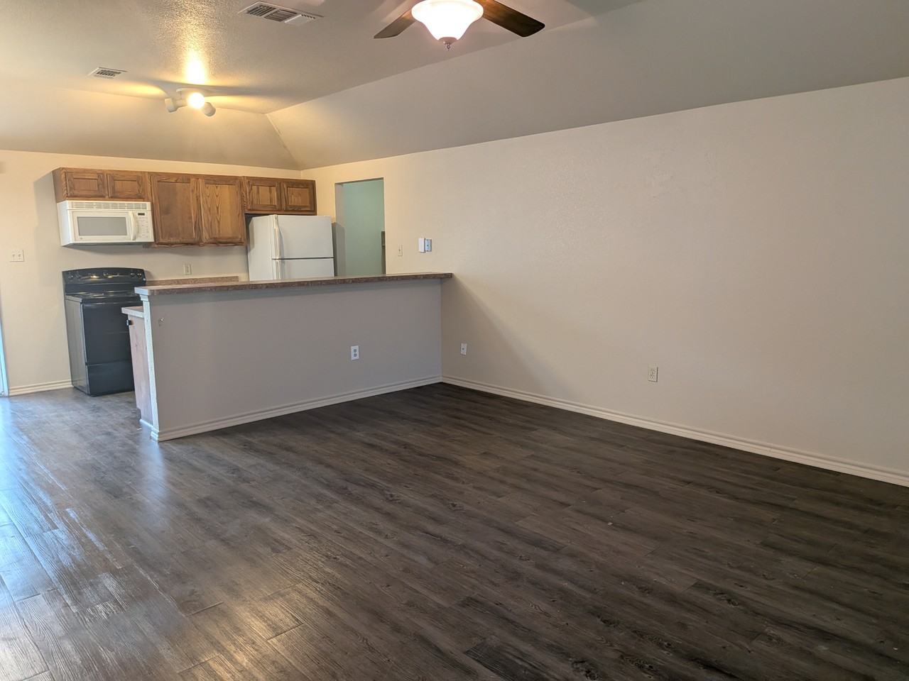 6103 Collins Ct #NA - Photo 4 of 15
