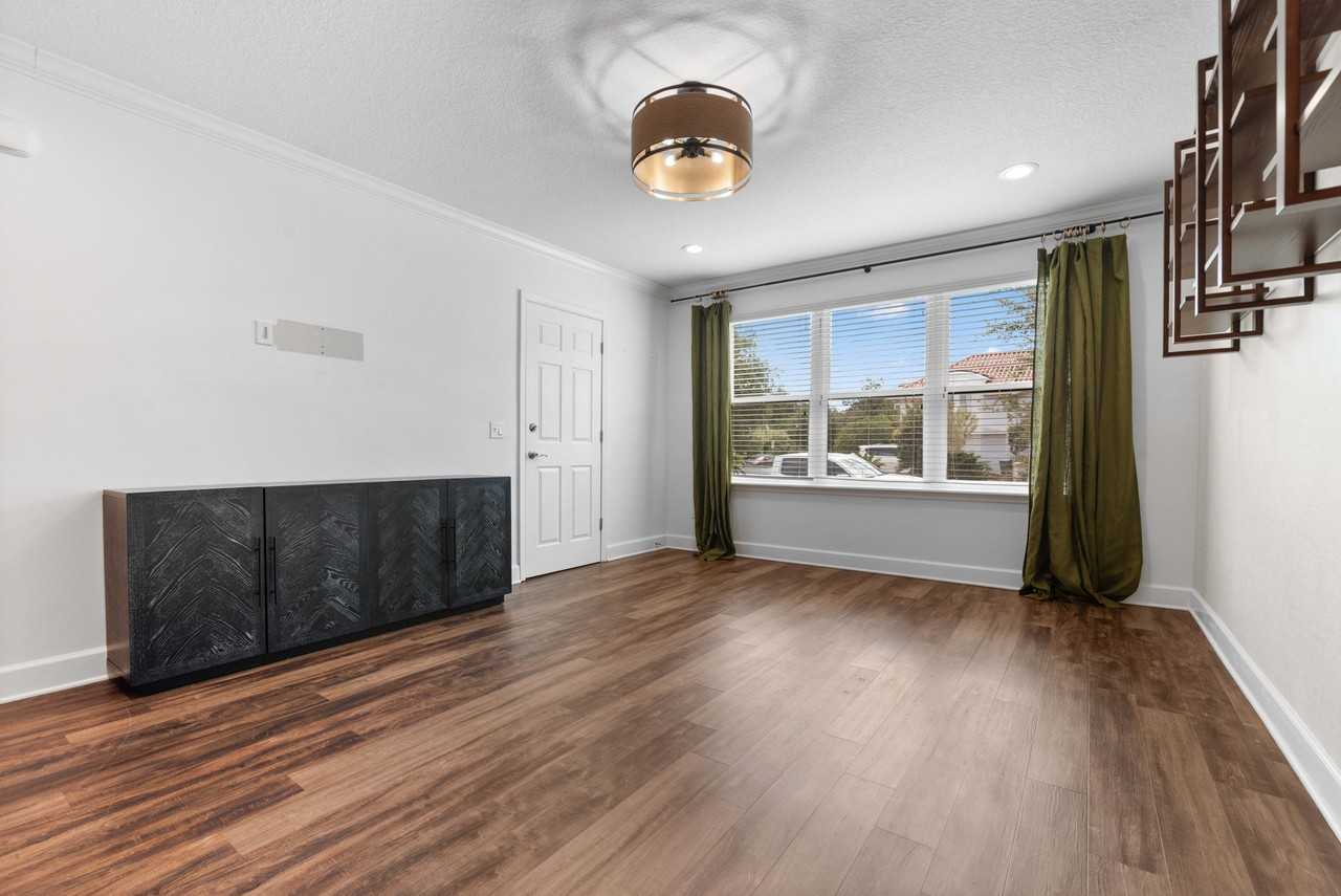 915 Landon Ave #1 - Photo 6 of 36