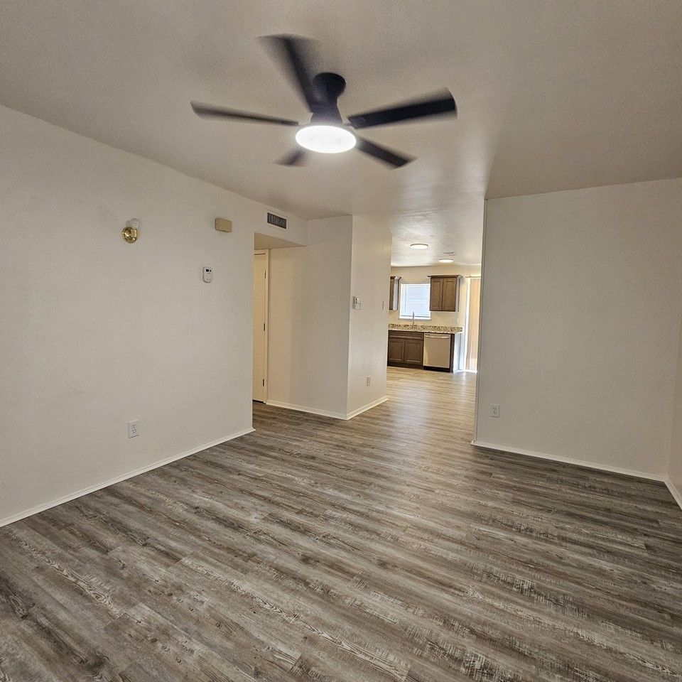 114 Cambridge Dr #NA - Photo 3 of 15