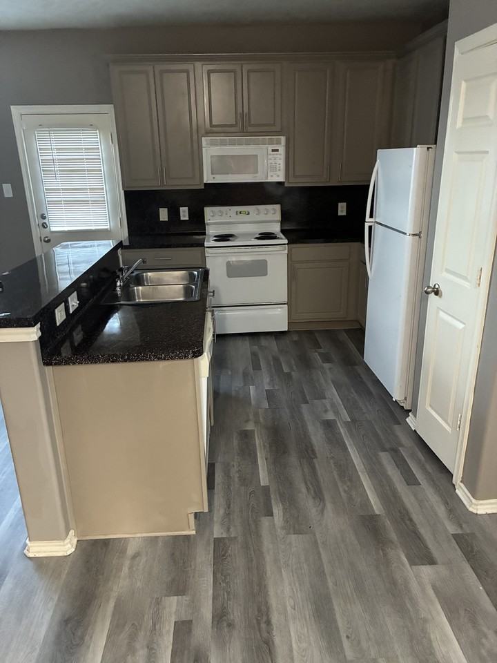 14403 Mooreview Ln #NONE - Photo 3 of 20