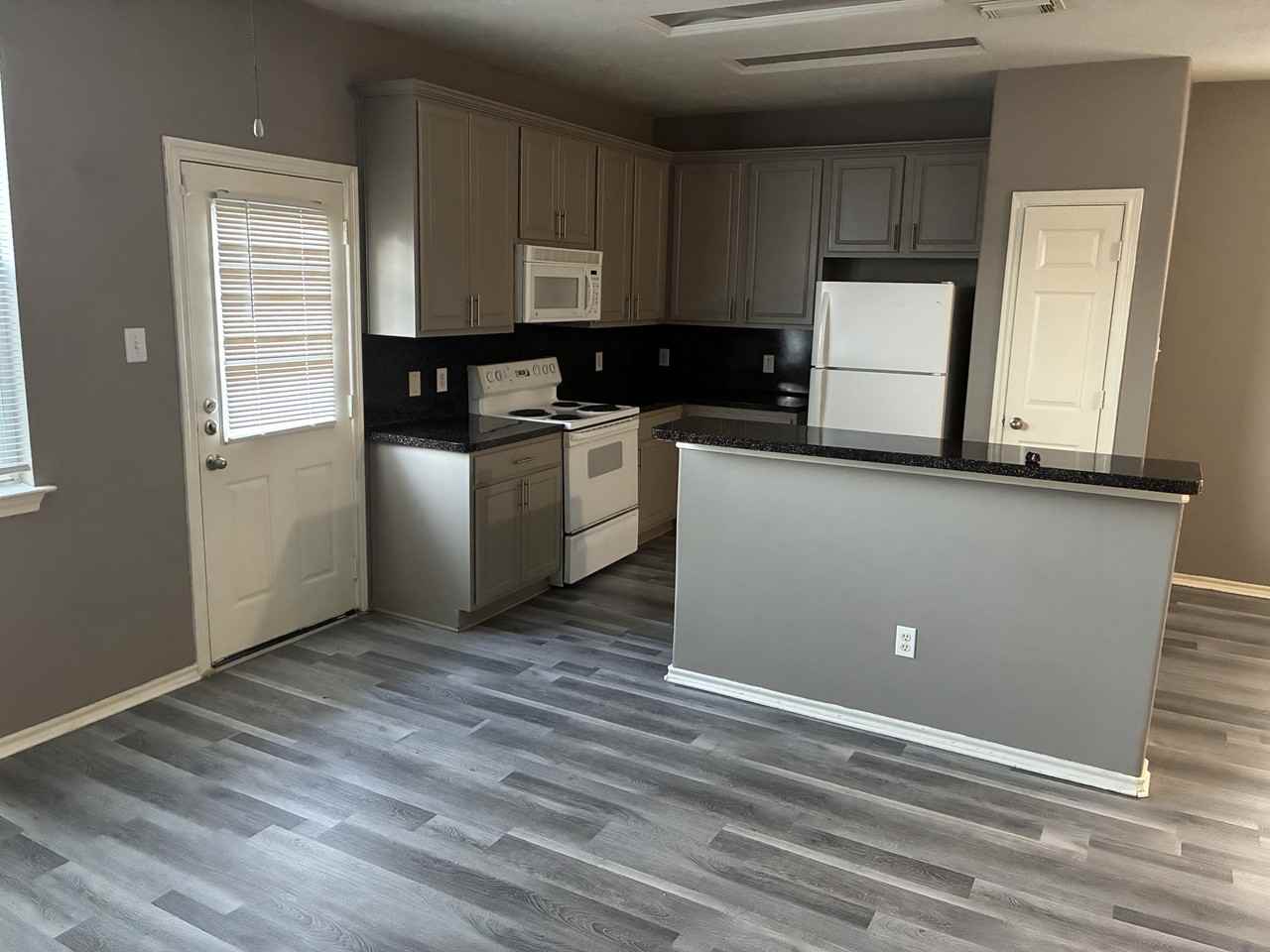 14403 Mooreview Ln #NONE - Photo 4 of 20
