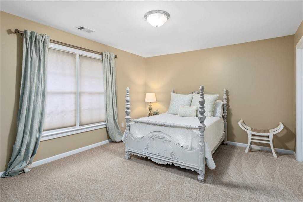2745 Vinings Oak Dr Se #NA - Photo 7 of 19