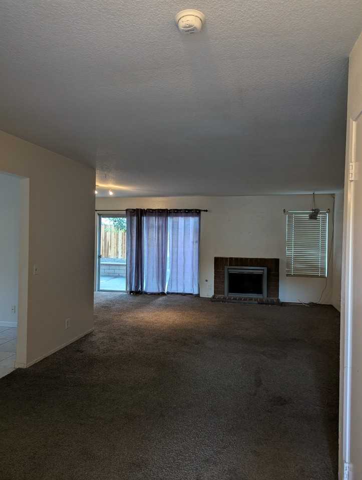 1113 Verona Pl #NA - Photo 3 of 13