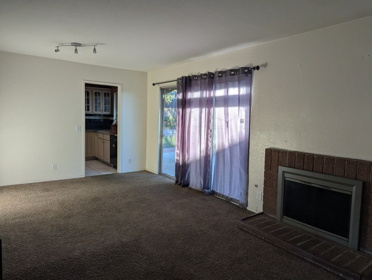 1113 Verona Pl #NA - Photo 4 of 13