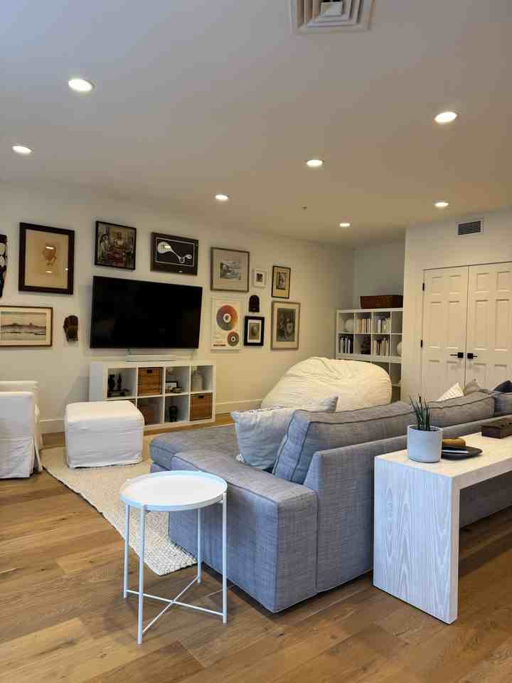 40 College St #206 - Photo 3 of 26