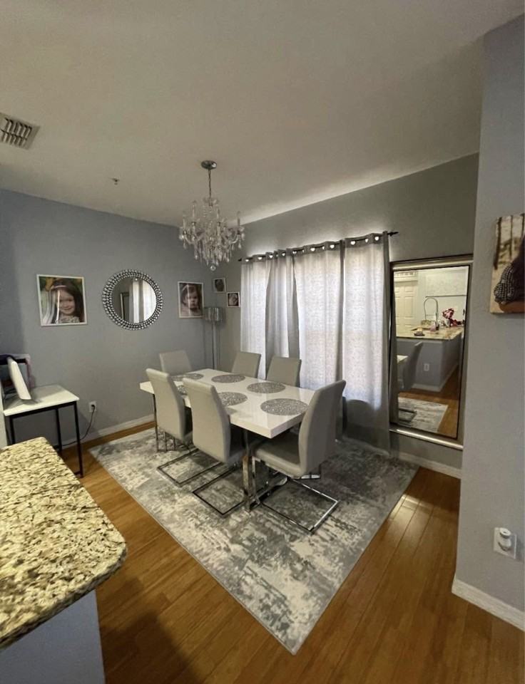 2550 Grand Central Pkwy #12 - Photo 3 of 14