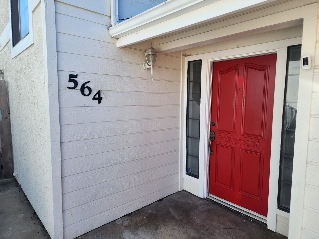 564 N 14th St #NA - Photo 2 of 22