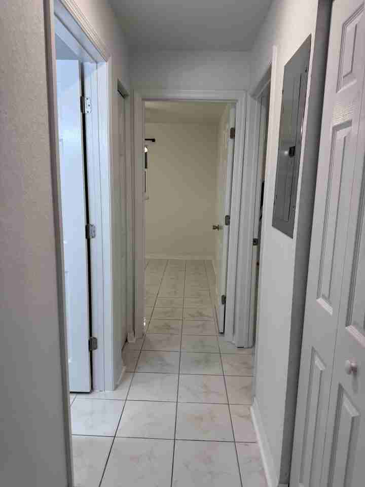6326 W Providence St #NA - Photo 7 of 20