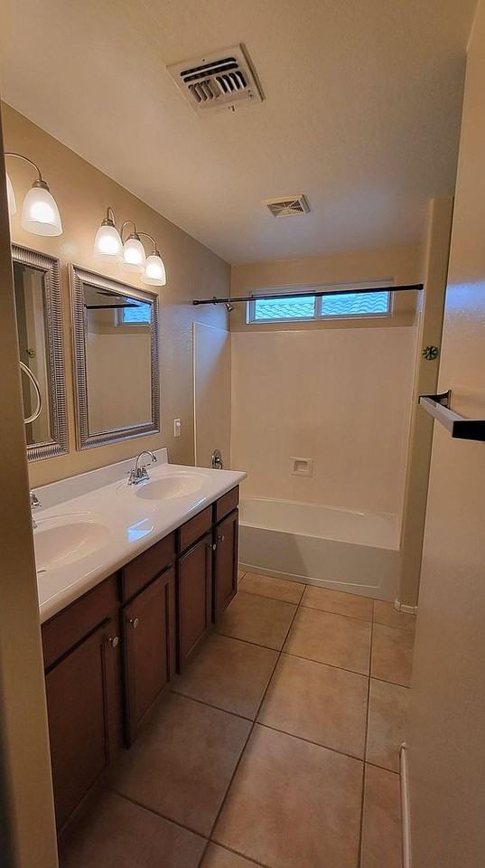 10021 E Impala Ave #NA - Photo 6 of 18