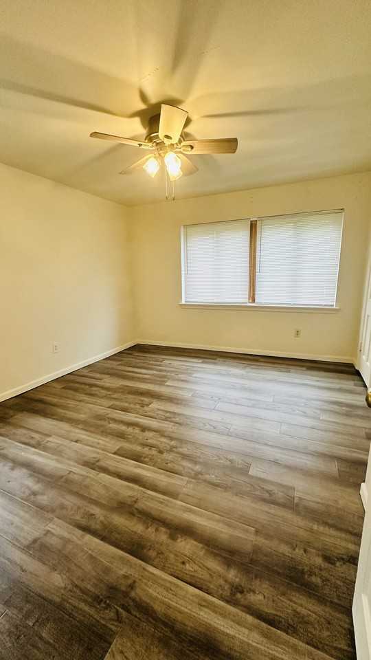 8506 Eulalie Ave #NA - Photo 6 of 10