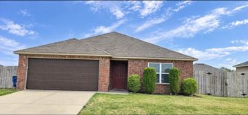 featured image of 885 Nw Evans Cir #NA