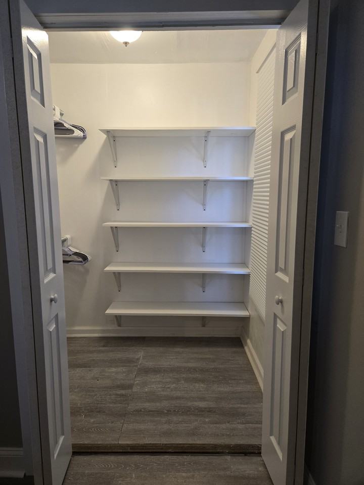 95 Elmendorf St #2 - Photo 4 of 15