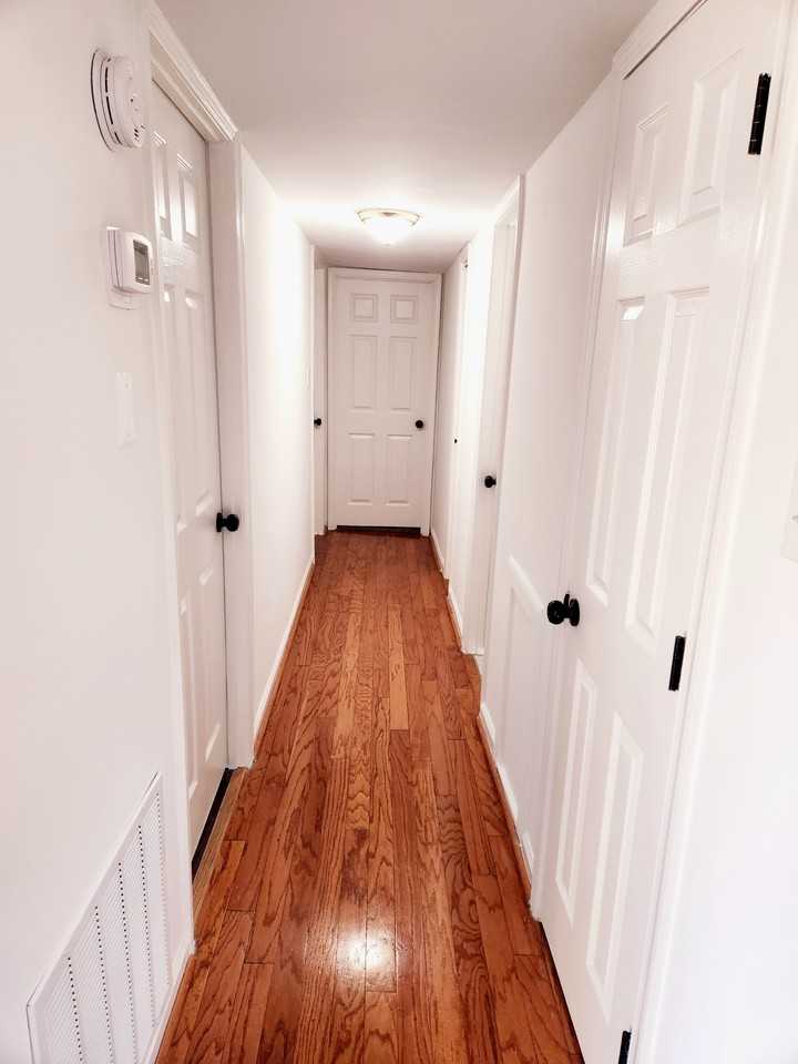 2900 Kings Chapel Rd #5 - Photo 4 of 9