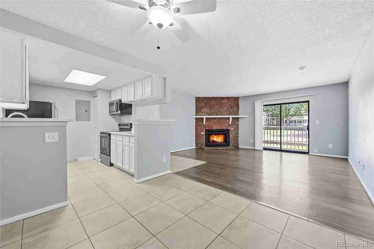 18034 E Ohio Ave #103