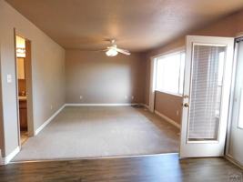 featured image of 976 S Palomar Dr #NA