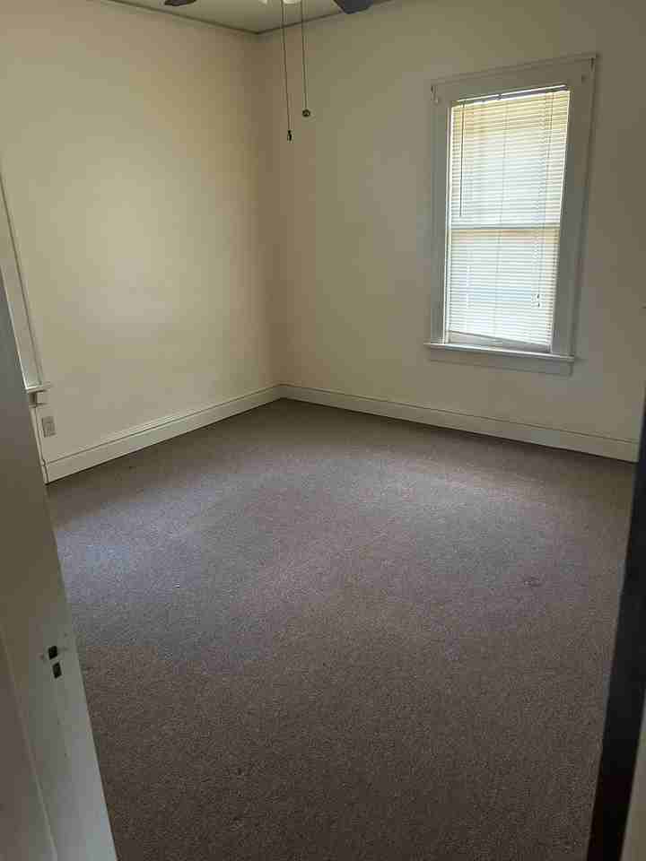 16 Manor Ct #2