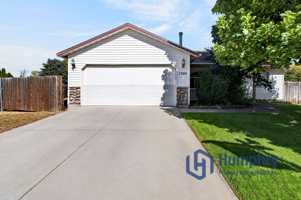 featured image of 1300 W Hasket Cir