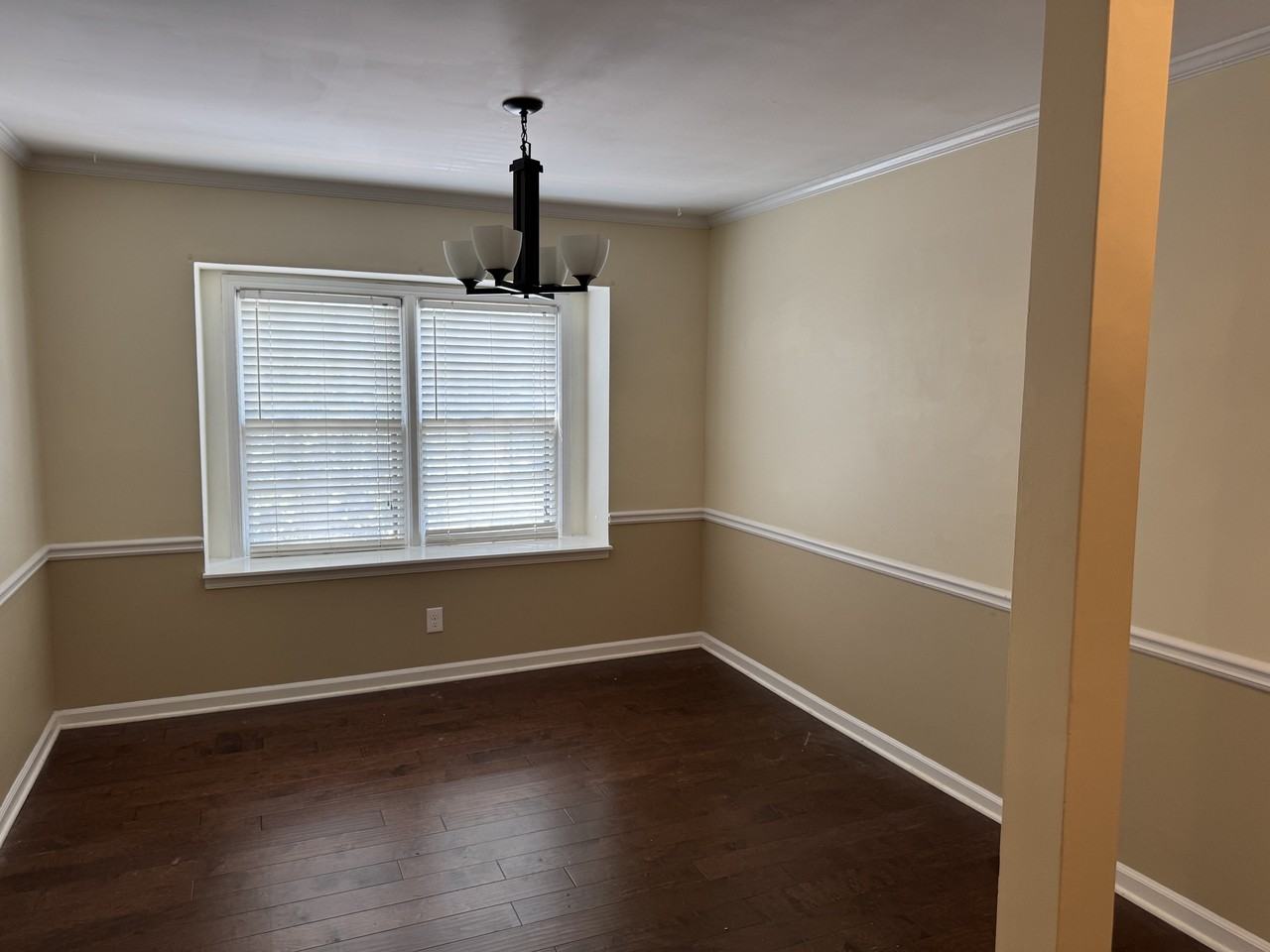182 Amherst Pl Nw #182 - Photo 3 of 15