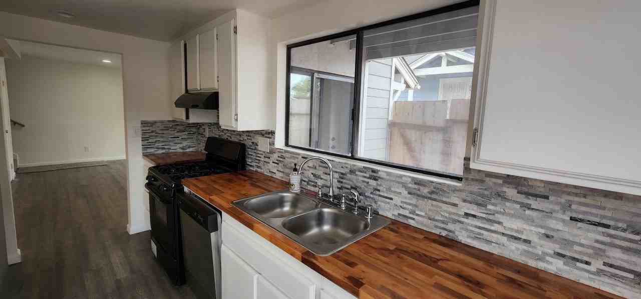 4446 Benfield Ct #NONE - Photo 6 of 50