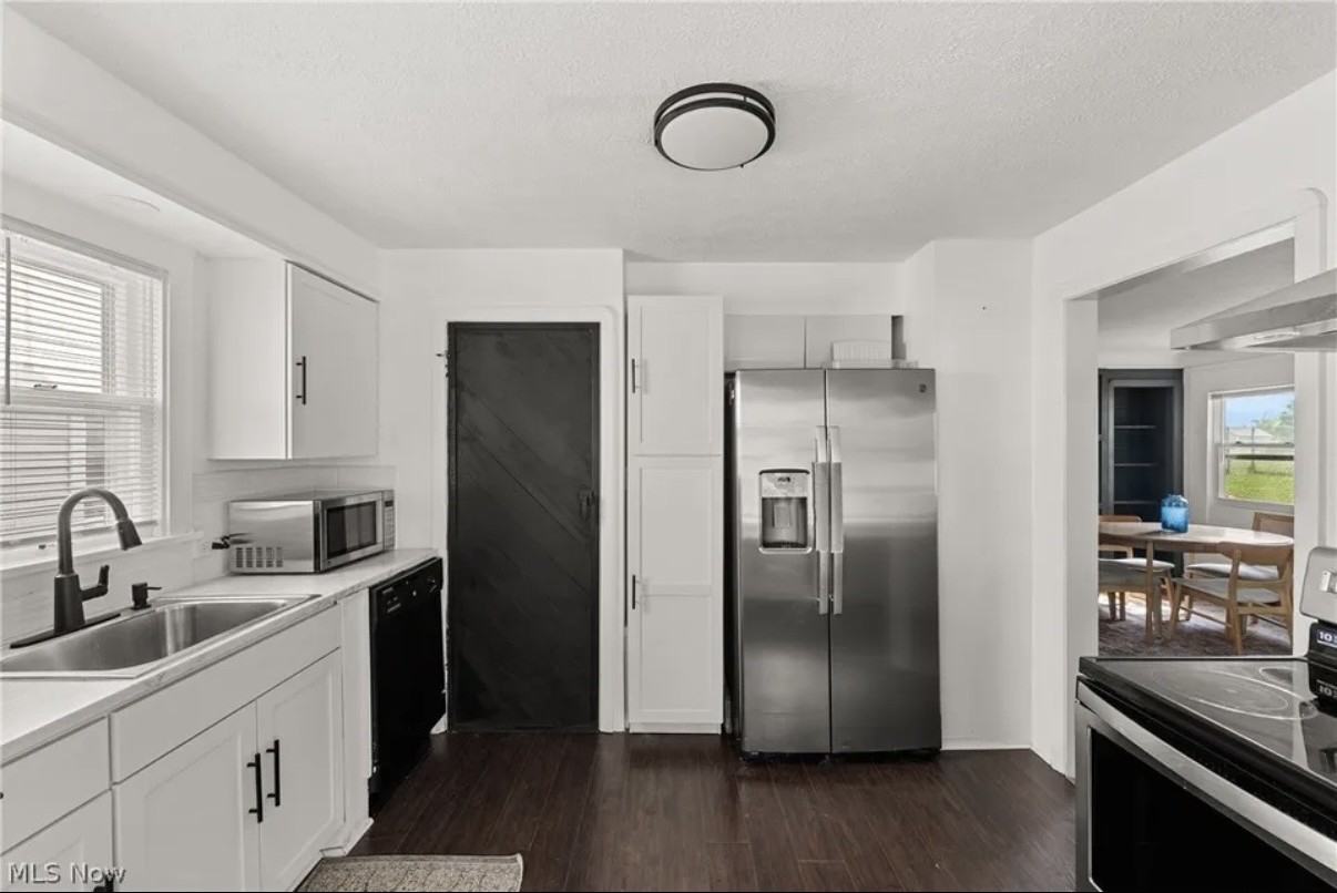 14404 Broxton Ave #NA - Photo 2 of 17