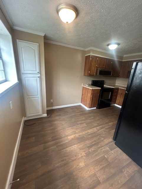 1219 Wayne St - Photo 4 of 12