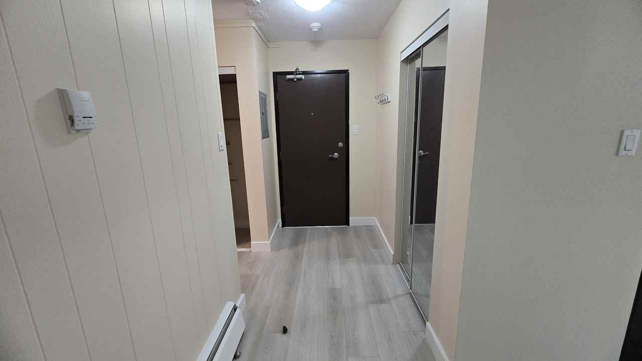 170 5th Street West - Photo 7 of 9