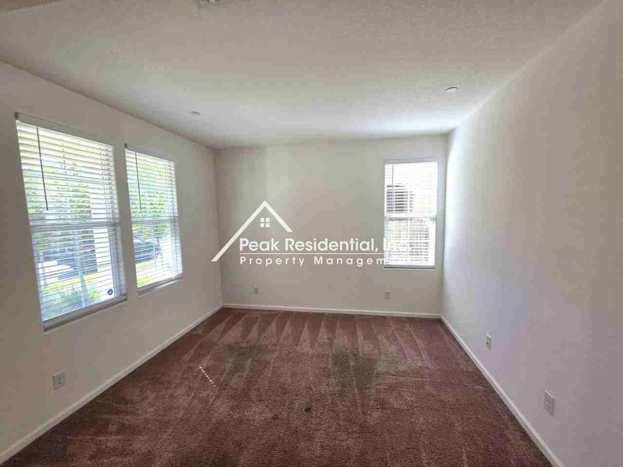 4509 Juneberry Dr - Photo 3 of 31