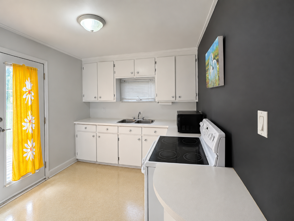 76 Pamilla Street #1 - Photo 3 of 17
