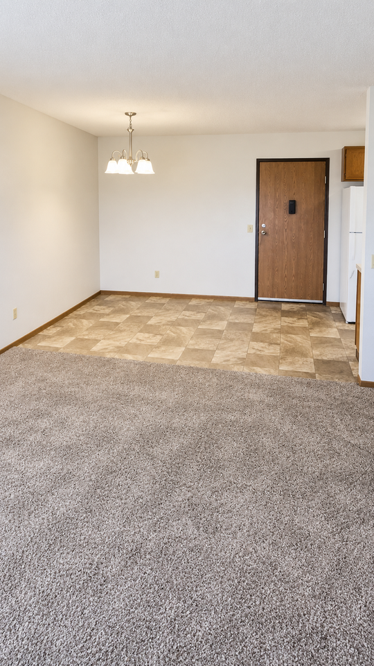 Scotland Green Apartments - Photo 5 of 19