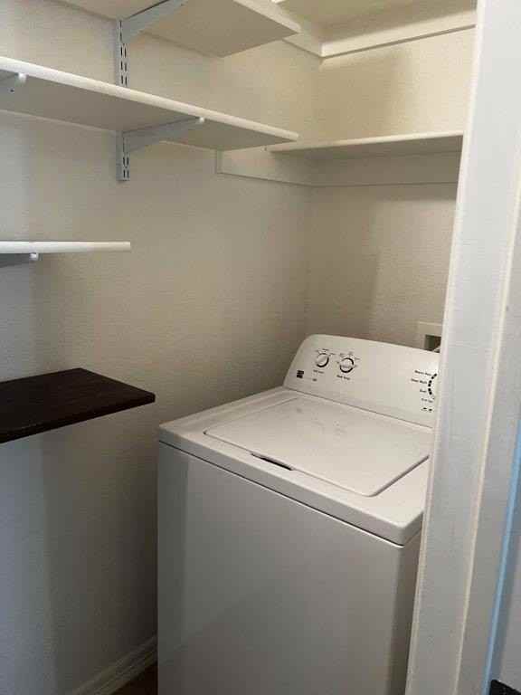 607 Emerald St - Photo 5 of 23