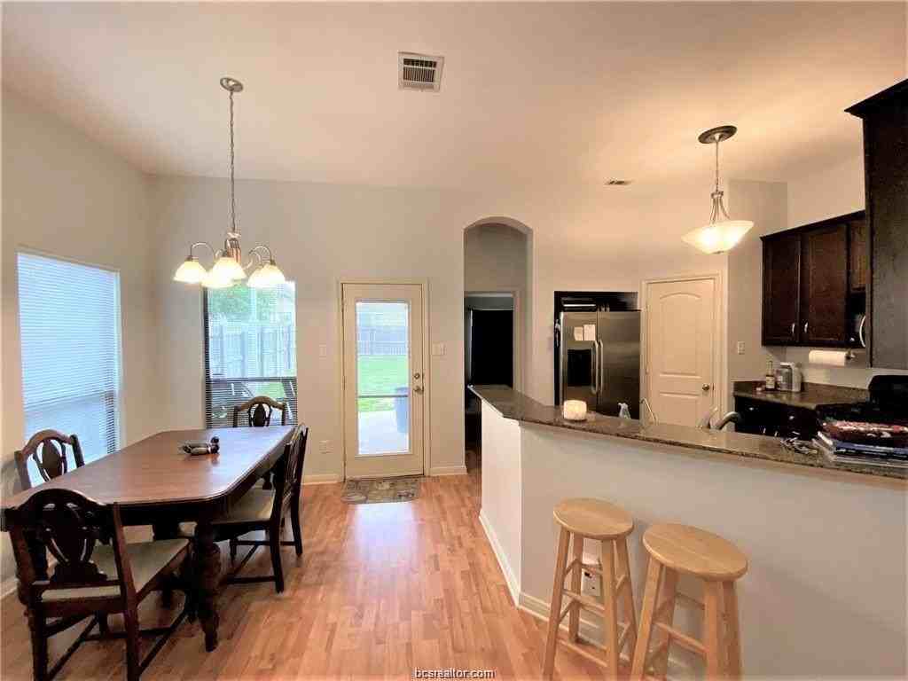 2714 Rivers End Dr - Photo 3 of 14