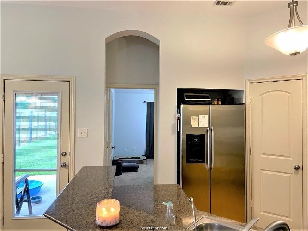 2714 Rivers End Dr - Photo 4 of 14