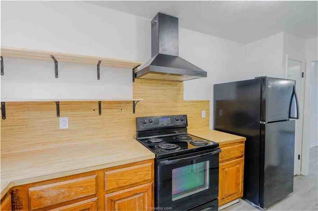 1902 Barak Ln #6 - Photo 5 of 15