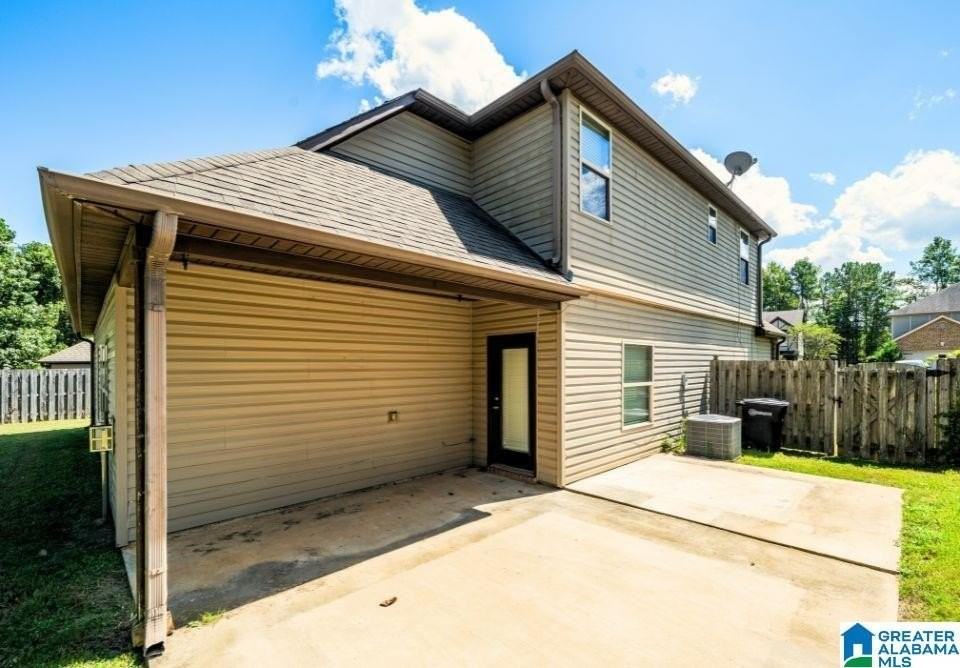 315 Polo Ct - Photo 5 of 25
